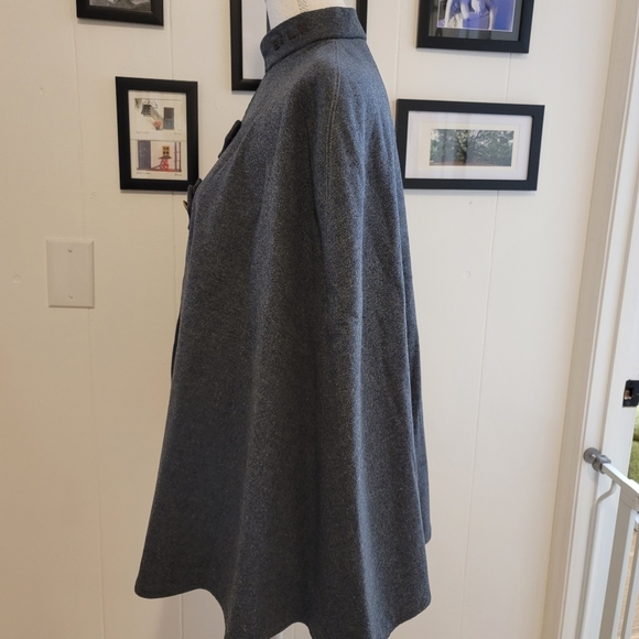 WW2 wool Nurse Cape or Cloke 1940's Era Military - Picture 2 of 11
